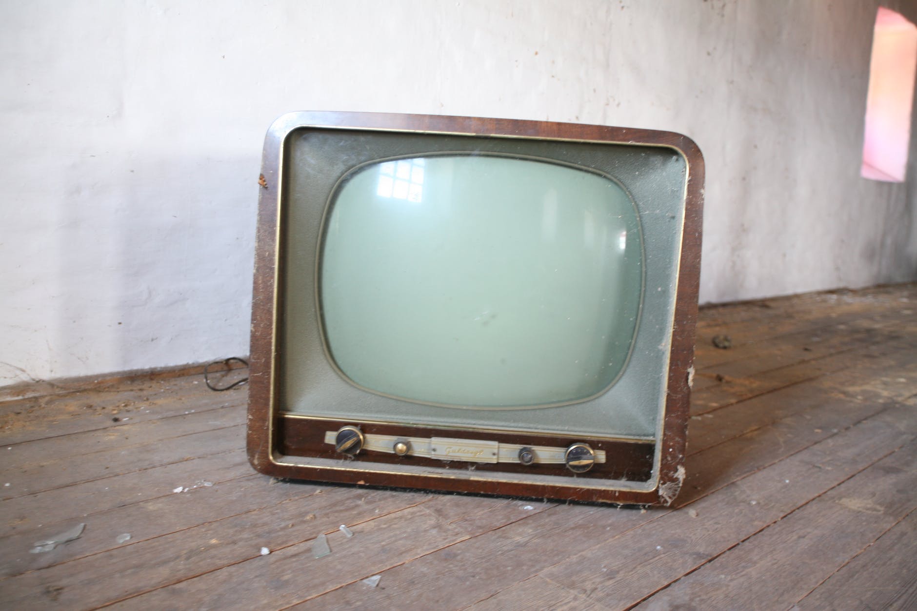 Abandoned antique tv